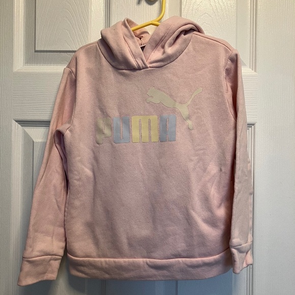 Bundle 4/$20-  Girls Puma Sweatshirt/ Hoodie - Picture 1 of 2